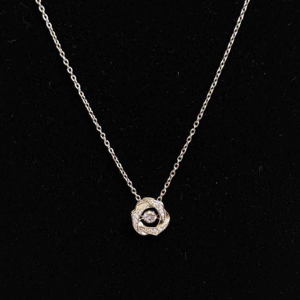 😍"Put a Ring On IT Event" Diamond Sparkling Dancing Rose Necklace